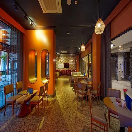 Hotel Aletris Deluxe & 4*